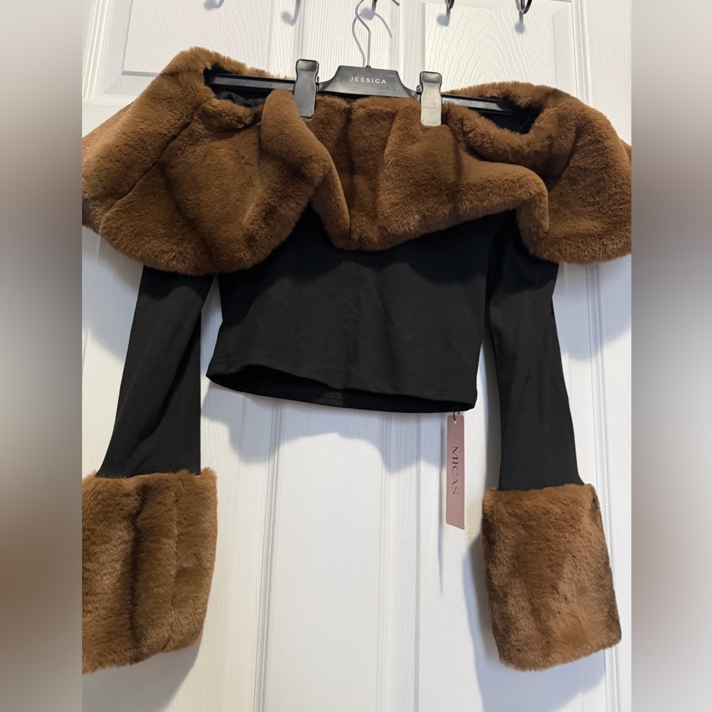 Black and Brown Faux Fur Long Sleeve Top - Picture 2 of 10